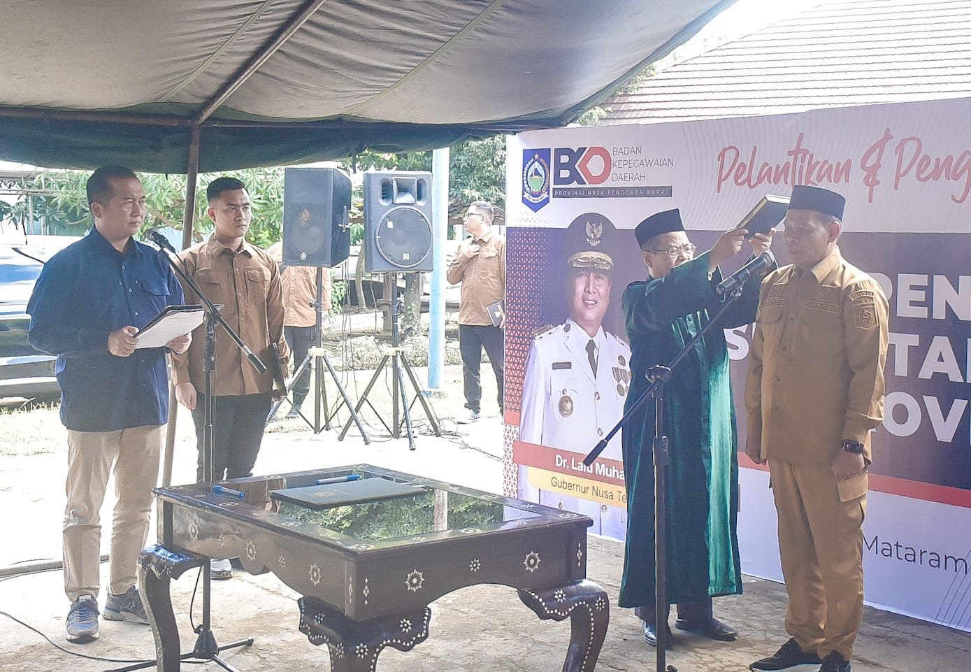 Pelantikan Pj Sekda NTB di Panti Jompo dengan Pakaian Dinas Lapangan, Bentuk Empati kepada Korban Banjir Mataram