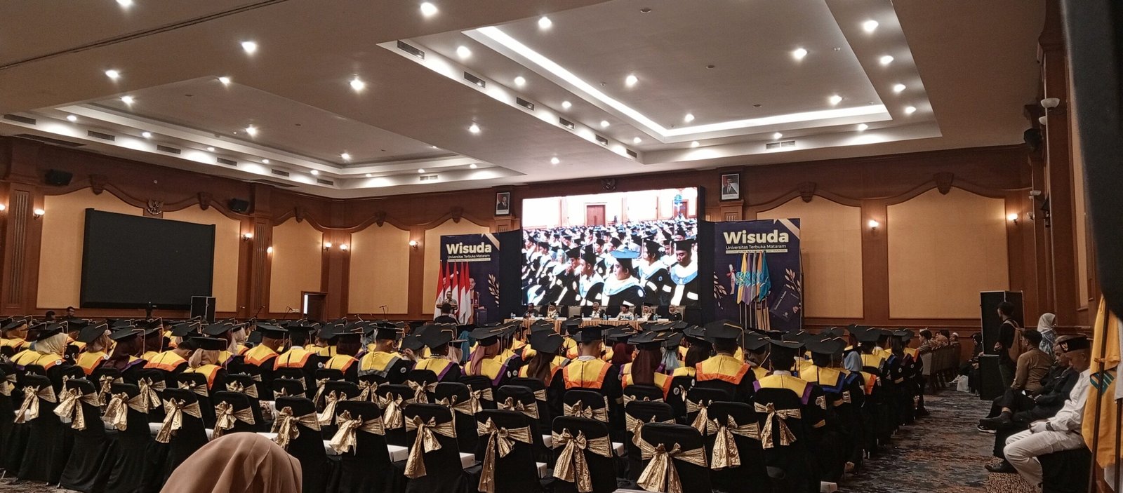 Ratusan Lulusan UT Mataram Resmi Diwisuda, Siap Berkontribusi untuk NTB