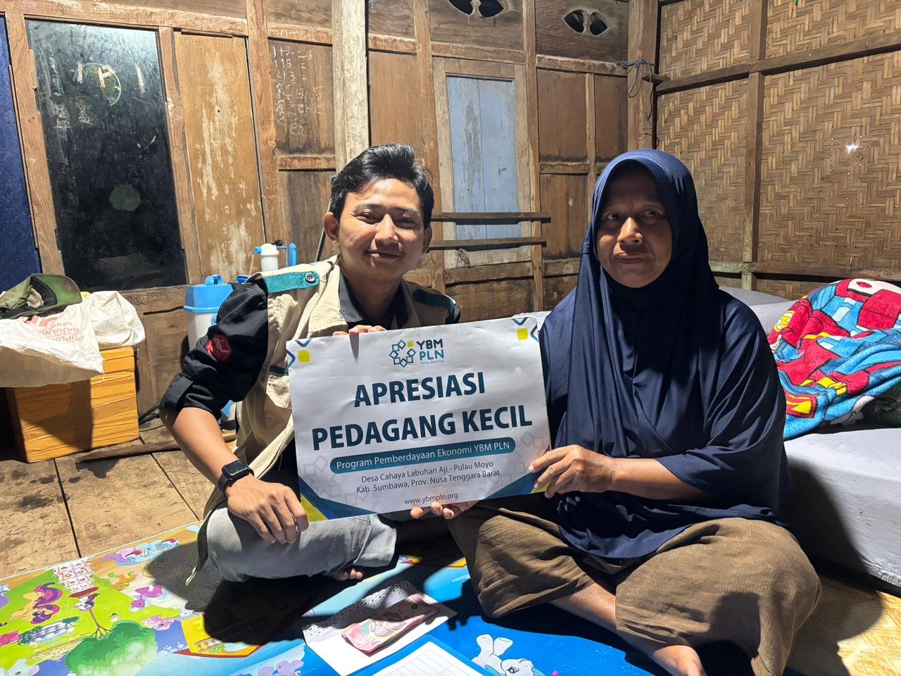 One Day One Smile, YBM PLN Hadirkan Senyum Bahagia bagi Kaum Dhuafa di Loteng dan Lotim