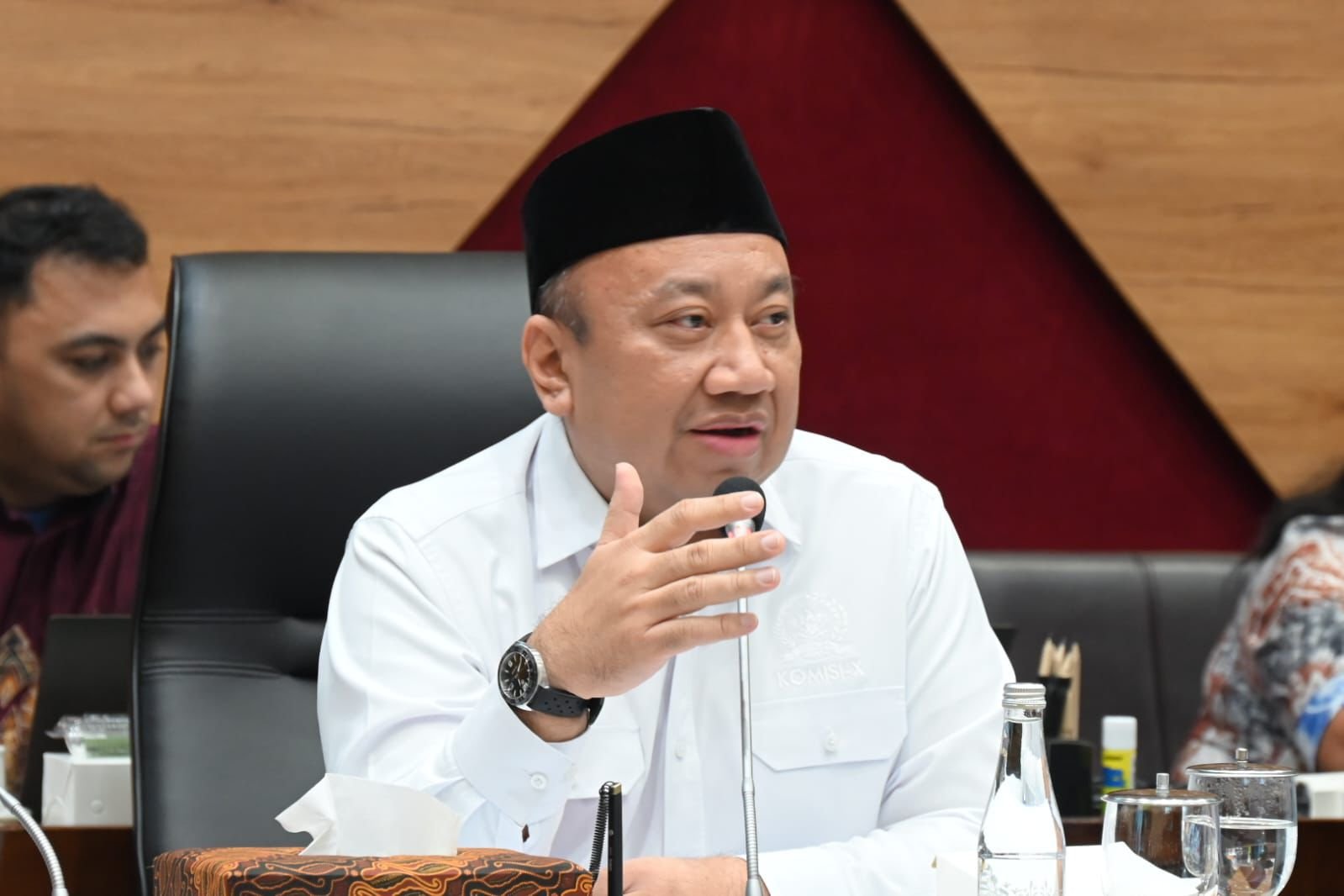 Polling DPR RI NTB II: Program Lalu Hadrian Dinilai Paling Menyentuh Warga Lombok
