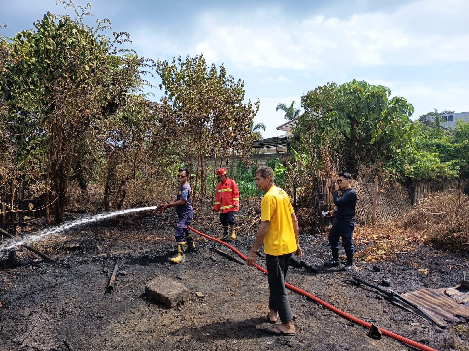 Kebakaran Lahan di Bagek Kembar, Diduga Dipicu Aktivitas Mencari Lebah