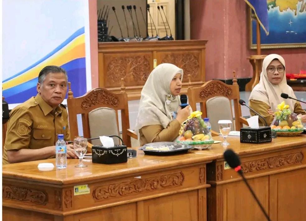Wabup Lombok Barat ‘Sentil’ Birokrasi, Soroti Rujukan Pasien, Data Kemiskinan hingga Serapan Anggaran